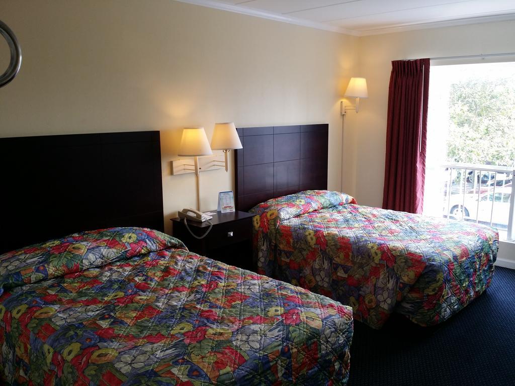 آوشين سيتي Maridel Motel المظهر الخارجي الصورة